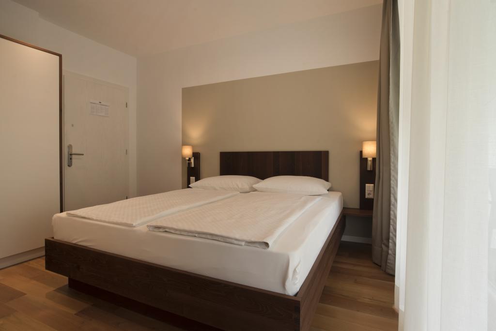 Apparthotel Calma Cermes Buitenkant foto